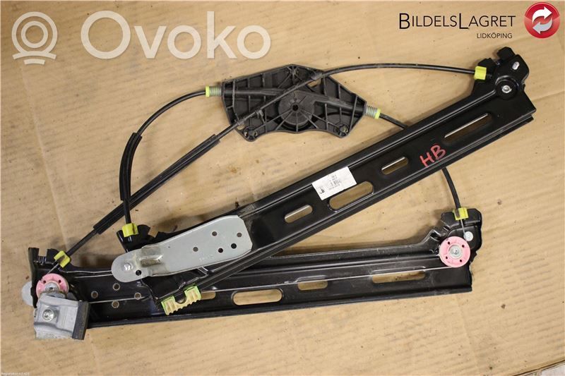 Skoda Praktik (5J8) Mechanizm podnoszenia szyby przedniej bez silnika 