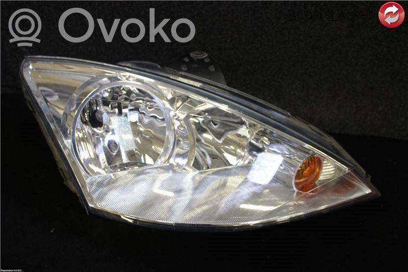 Ford Focus Headlight/headlamp 
