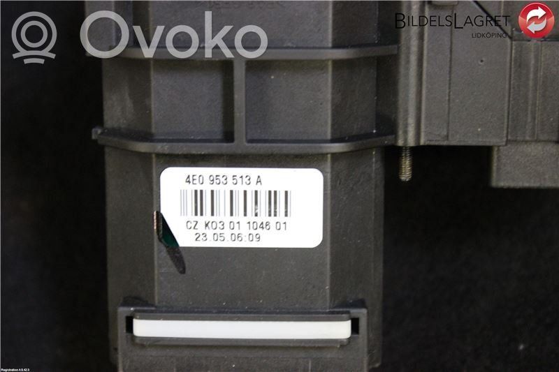 Audi Q7 4M Suuntavilkun vipu 