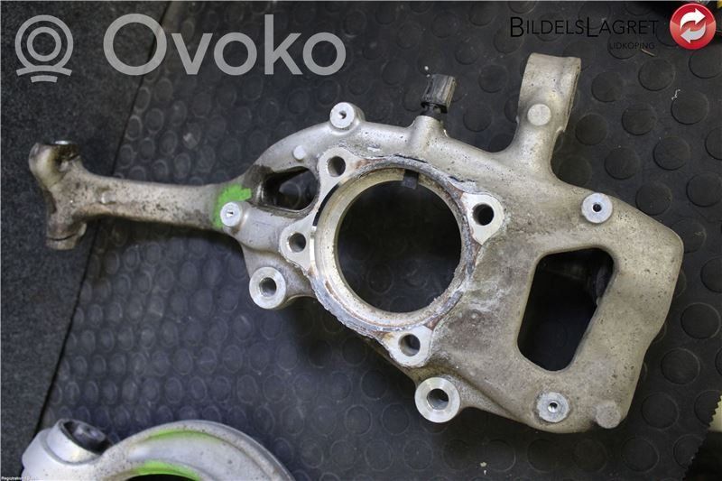 Audi A4 S4 B9 Achsschenkel vorne 