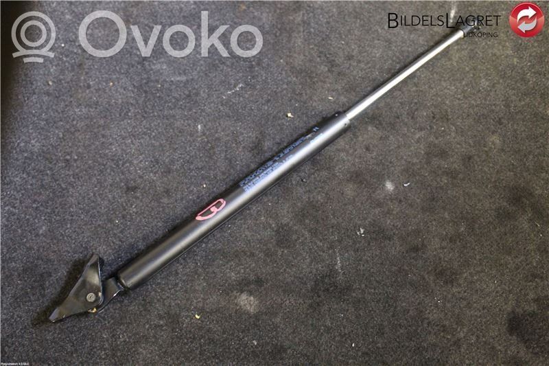Mitsubishi ASX Tailgate strut 