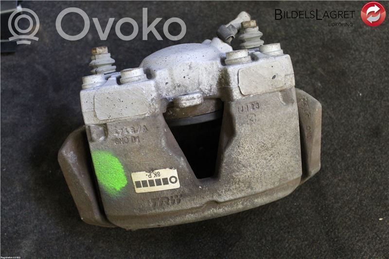 Audi A4 S4 B8 8K Etujarrusatula 