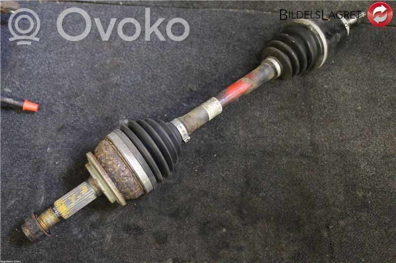 Toyota Auris E180 Eje de transmisión delantero 