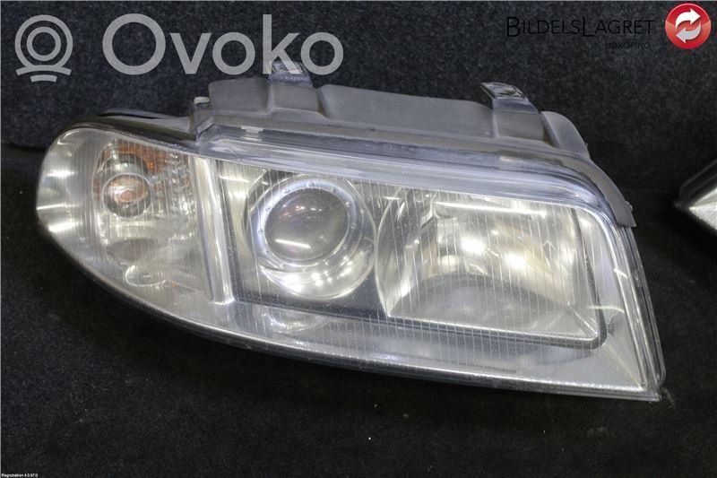 Audi A4 S4 B5 8D Scheinwerfer 