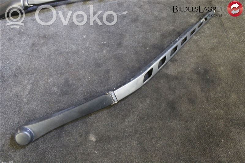 BMW 5 E60 E61 Wischerarm vorne 