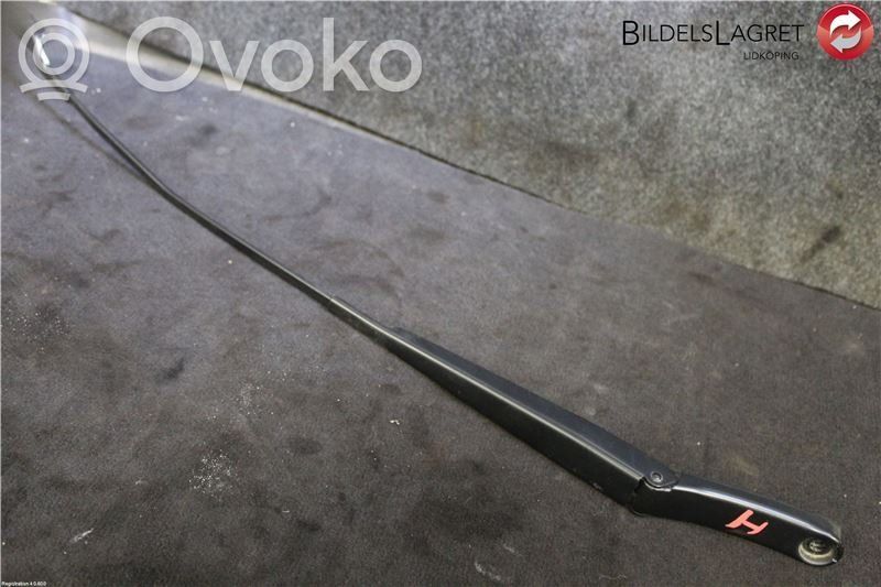 Seat Leon (5F) Brazo del limpiaparabrisas delantero 