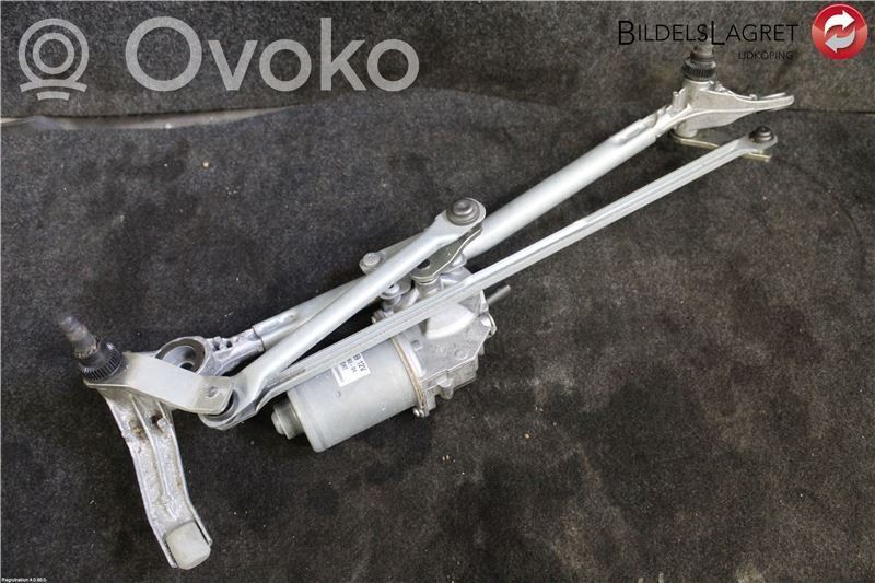 BMW 3 E90 E91 Wiper motor 