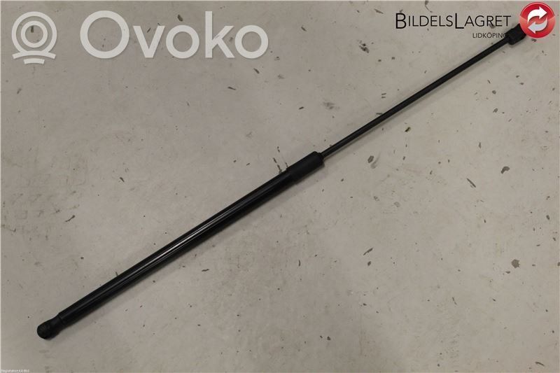 Audi Q3 8U Siłownik maski przedniej 