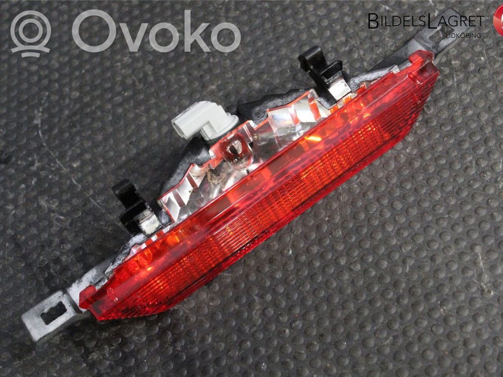 Toyota Corolla E120 E130 Third/center stoplight 