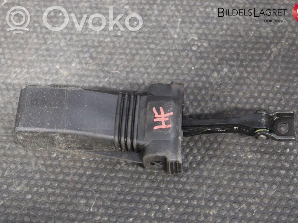Audi A5 Etuoven pidätin 