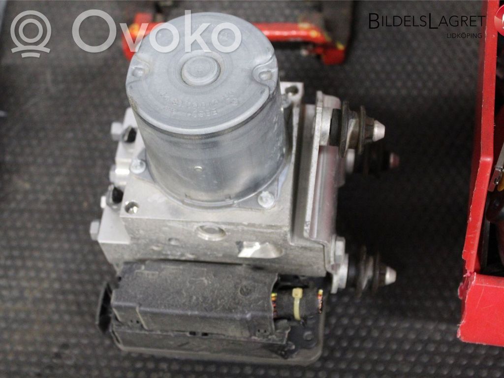 Audi A8 S8 D4 4H Bomba de ABS 