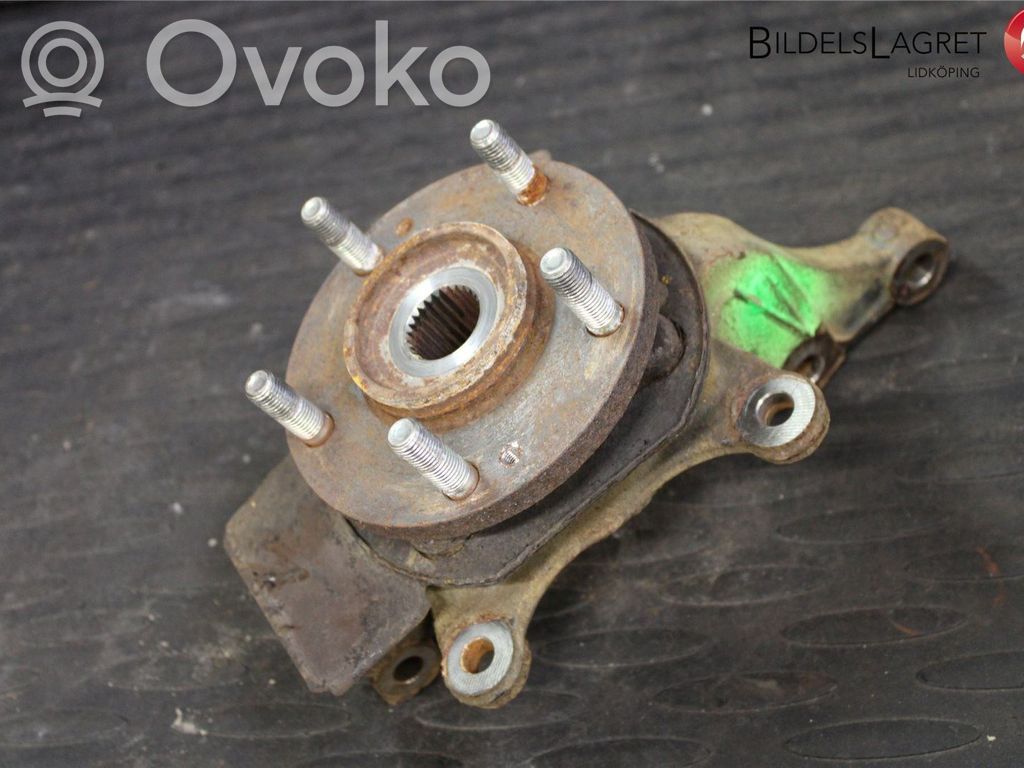 Hyundai i30 Achsschenkel vorne 