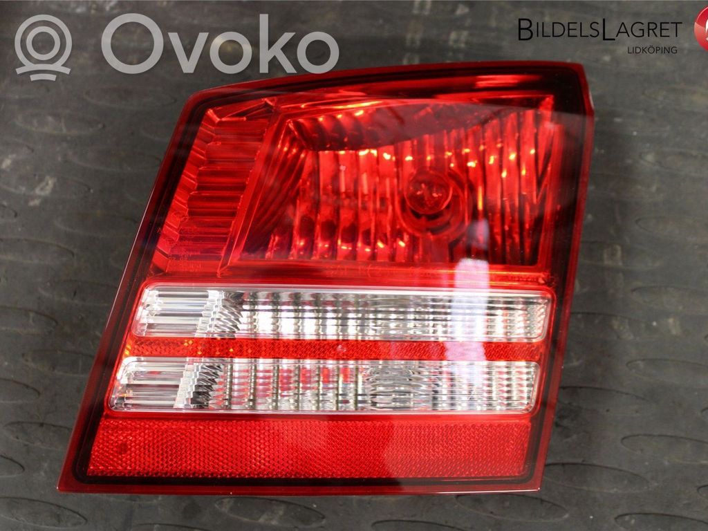 Tailgate rear/tail lights   04806368AD,04806368AD