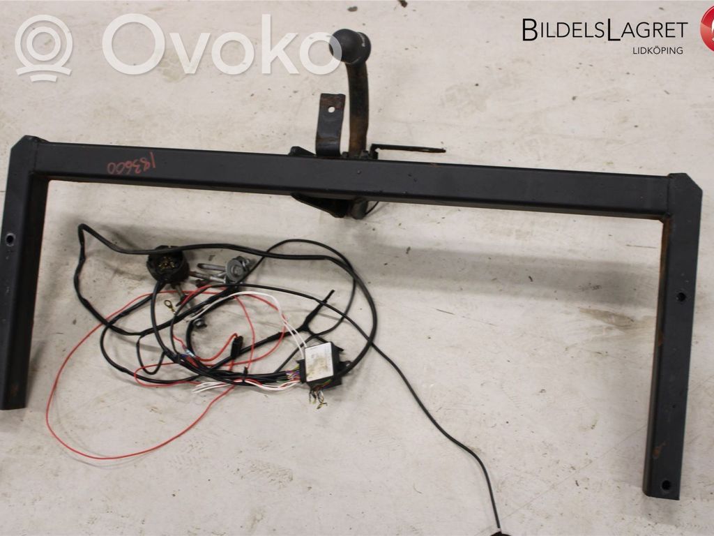Audi A6 S6 C6 4F Vetokoukkusarja 