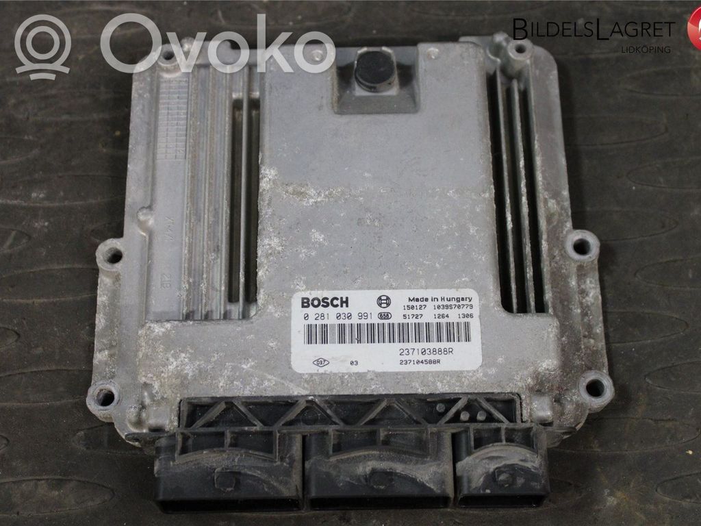 Opel Vivaro Injection control unit/module 