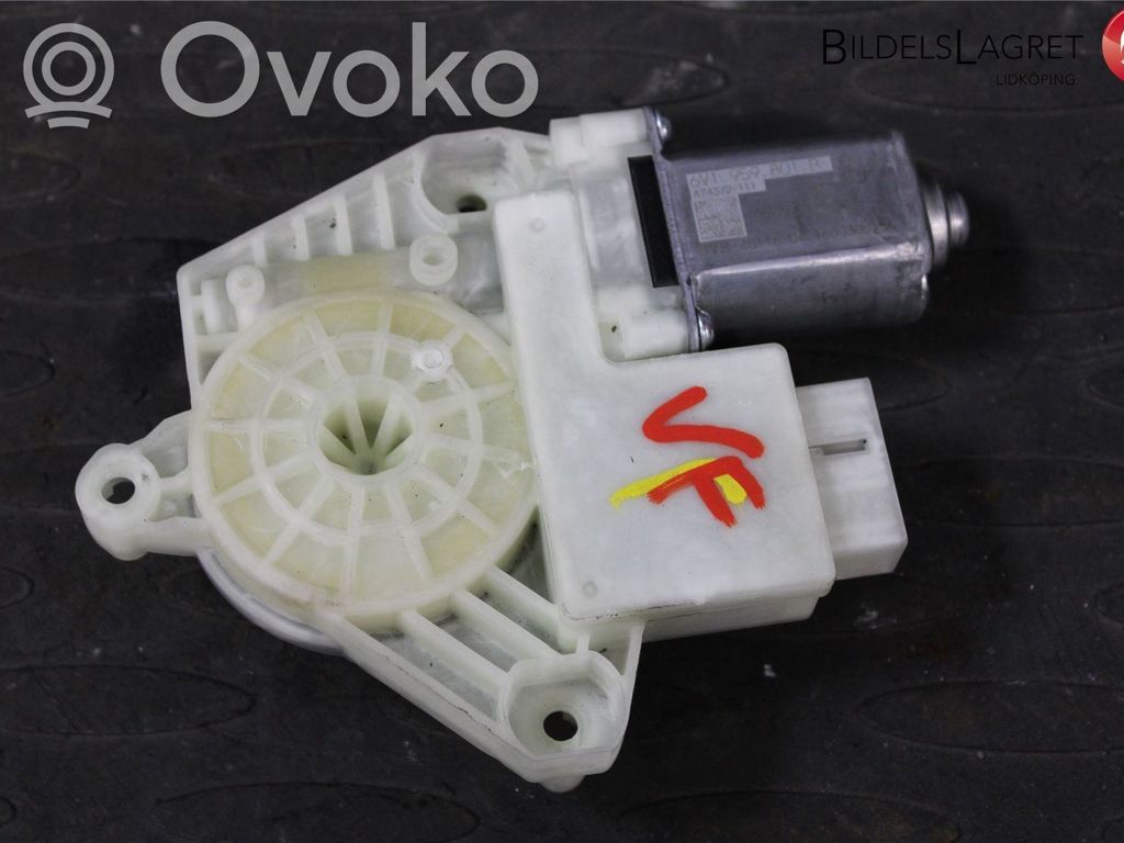 Skoda Fabia Mk3 (NJ) Silnik regulatora szyby drzwi przednich 
