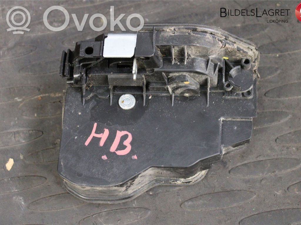 BMW 5 F10 F11 Galinių durų spyna 