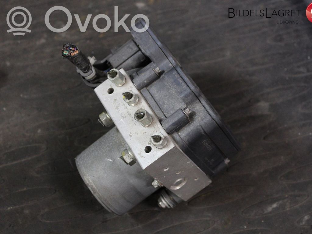 Mazda CX-3 ABS bloks 