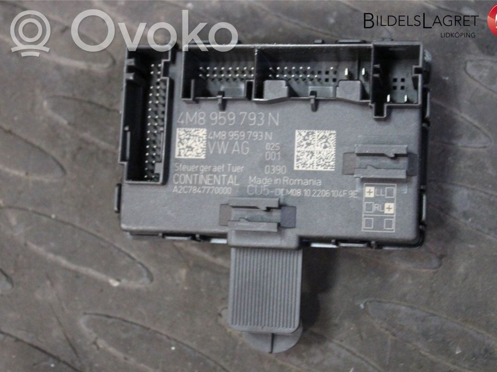 Audi A4 S4 B9 8W Unidad de control/módulo de la puerta 