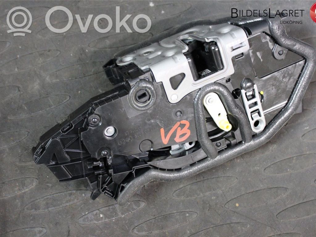 BMW 3 G20 G21 Cerradura de puerta trasera 