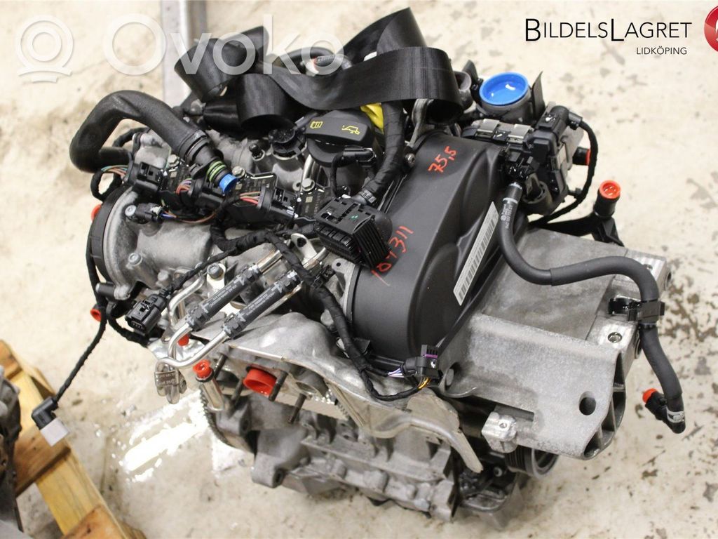 Motor   04C100098MX,04C100033KX