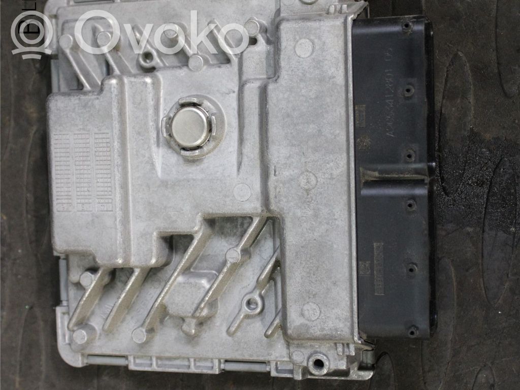 Volkswagen PASSAT B8 Injection control unit/module 