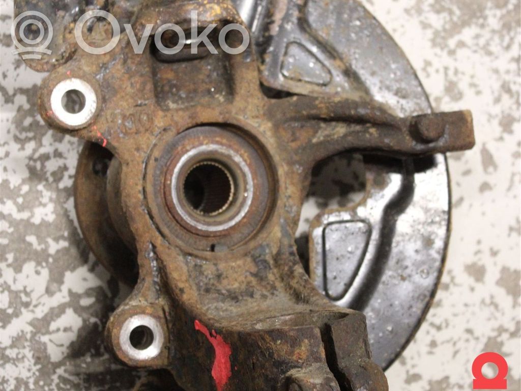 Volvo V70 Mangueta de dirección de rueda delantera 