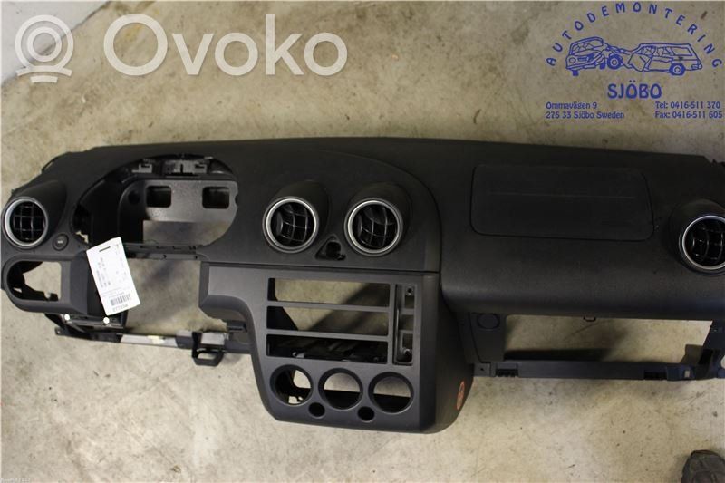 Ford Fiesta Panelė 