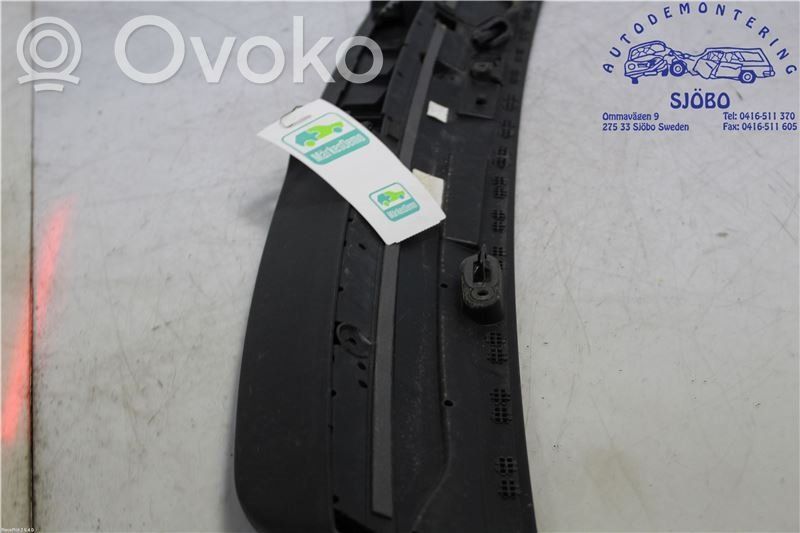 Ford Focus C-MAX Tailgate/trunk spoiler 