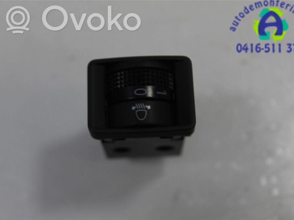Nissan Note (E12) Interruttore di regolazione dell’illuminazione del quadro 