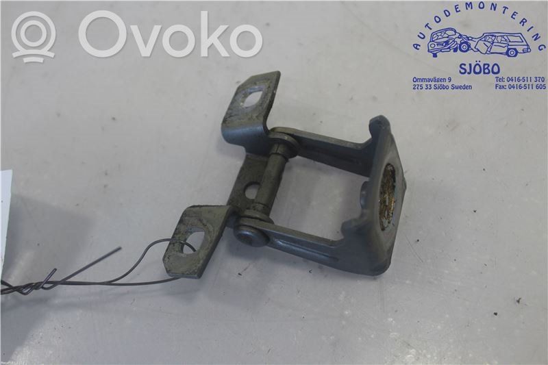 Ford Ka Tailgate/trunk/boot hinge 