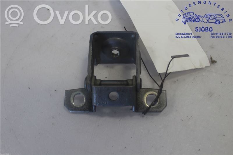 Ford Ka Tailgate/trunk/boot hinge 