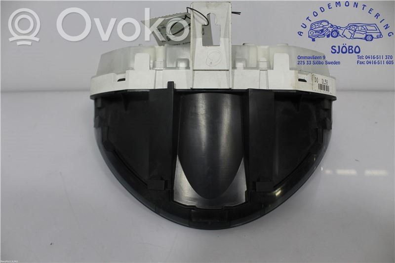 Mazda 2 Speedometer (instrument cluster) 