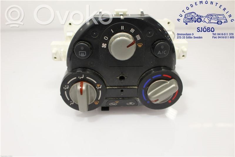 Nissan Note (E11) Climate control unit 