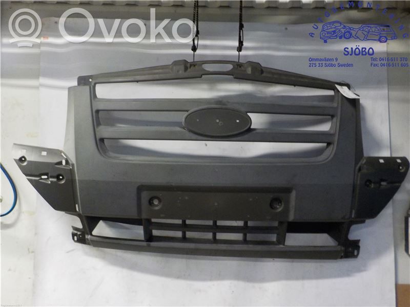 Front bumper   1745840