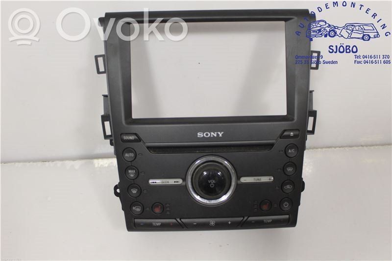 Ford Mondeo MK V Radio/CD/DVD/GPS head unit 