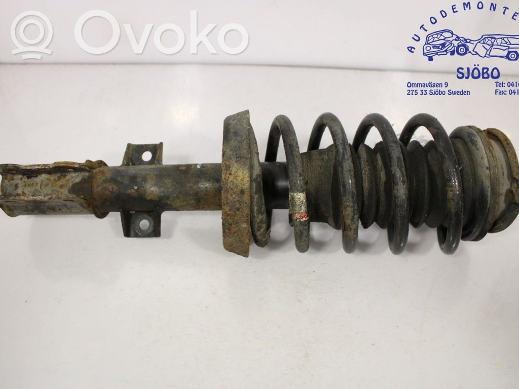 Front shock absorber with coil spring   5336938,5336938