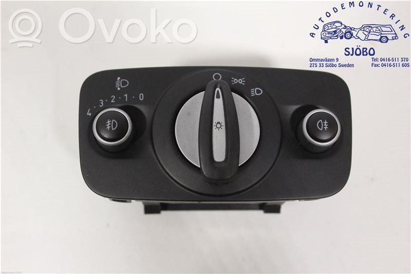 Ford Fiesta Multifunctional control switch/knob 