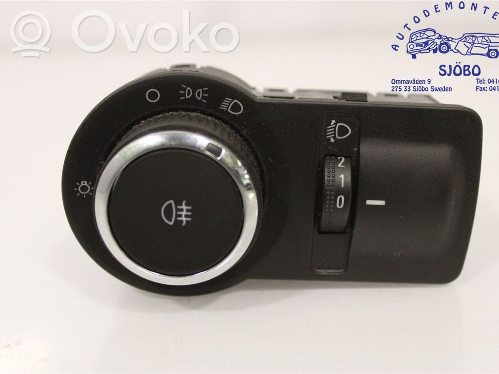 Light switch   96892015,96892015,96892015