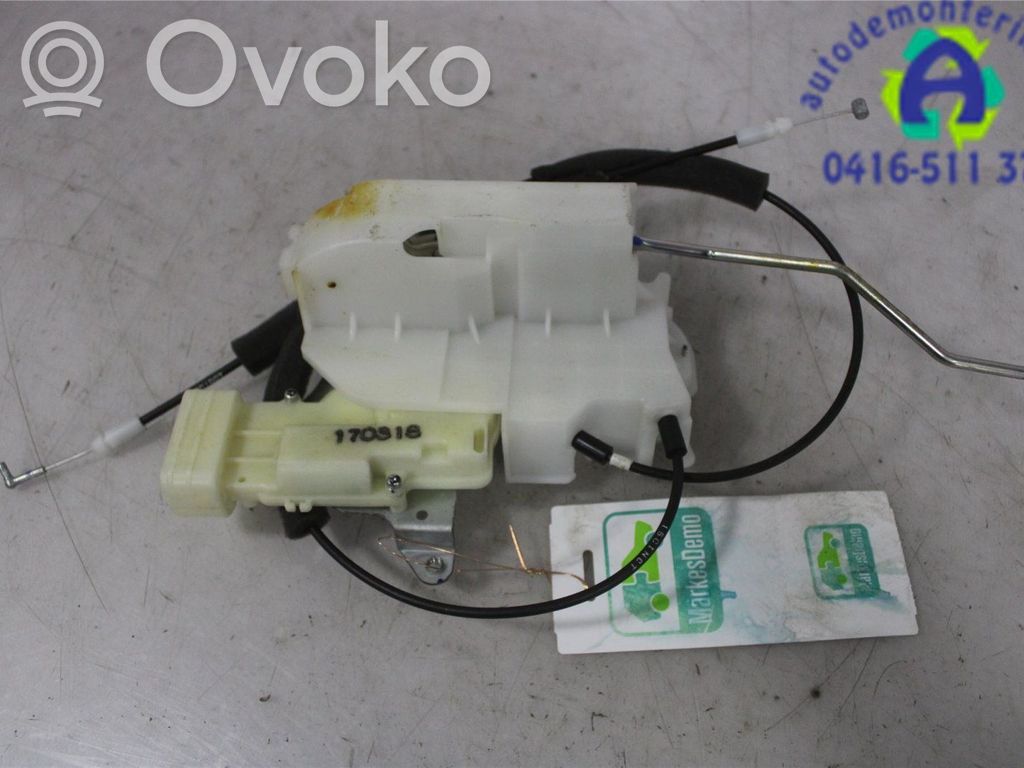 Priekšpusē slēdzene   8982317672
