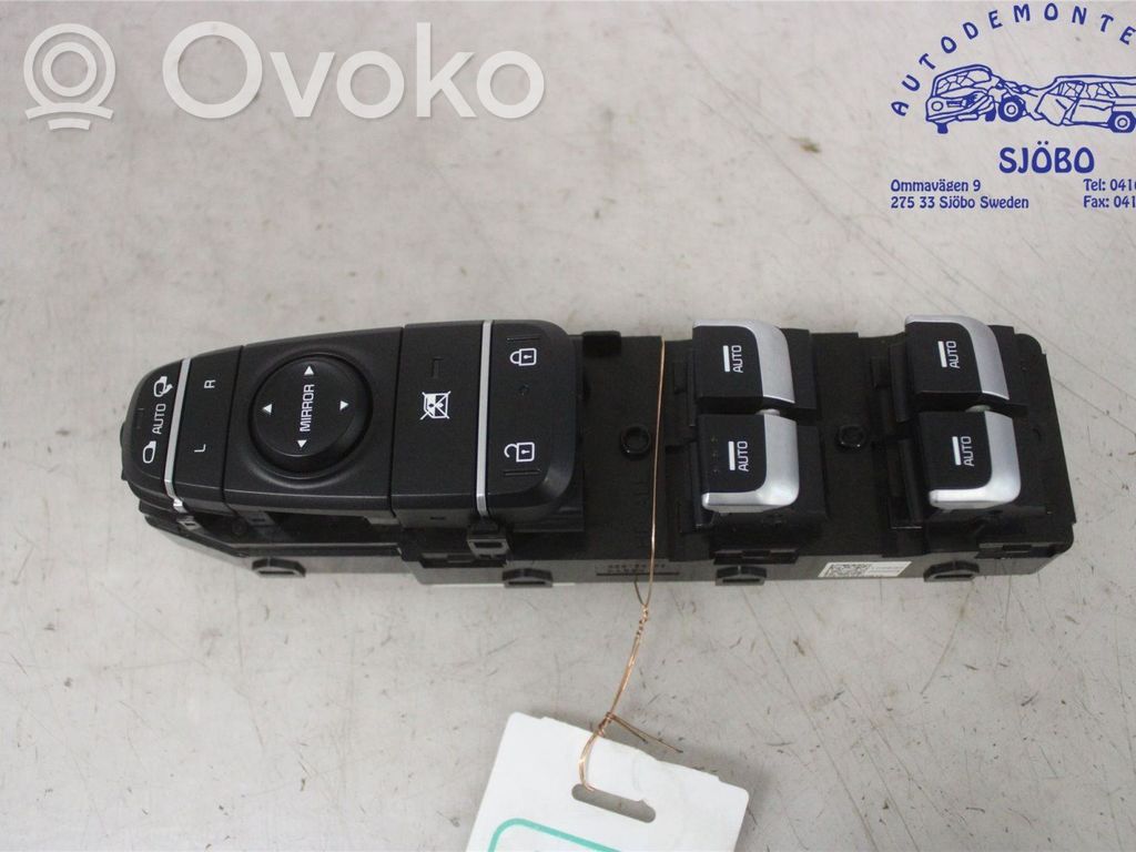KIA Optima Electric window control switch 