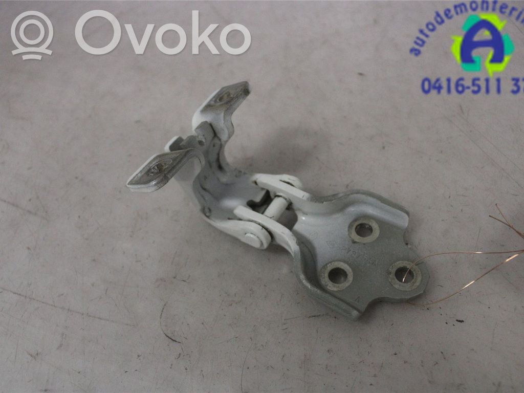 Renault Master II Front door upper hinge 