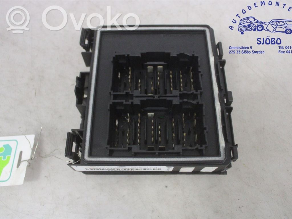 Ford Kuga III Sulakemoduuli 