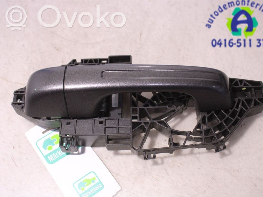 Manecilla externa puerta delantera   6DF95LAUAC,68302784AE,68302784AE