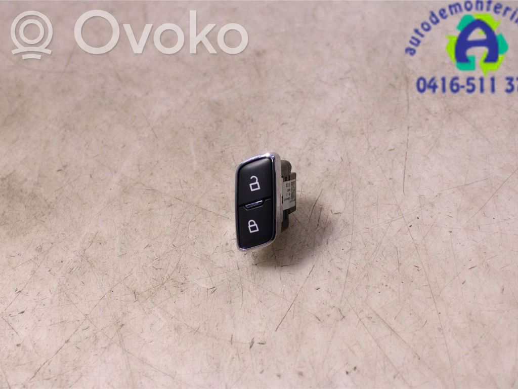 Ford Kuga II Central locking switch button 