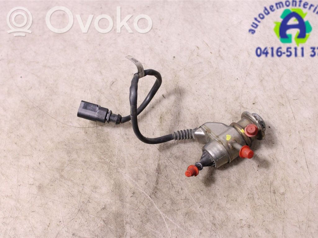 Audi Q7 4M AdBlue injector 