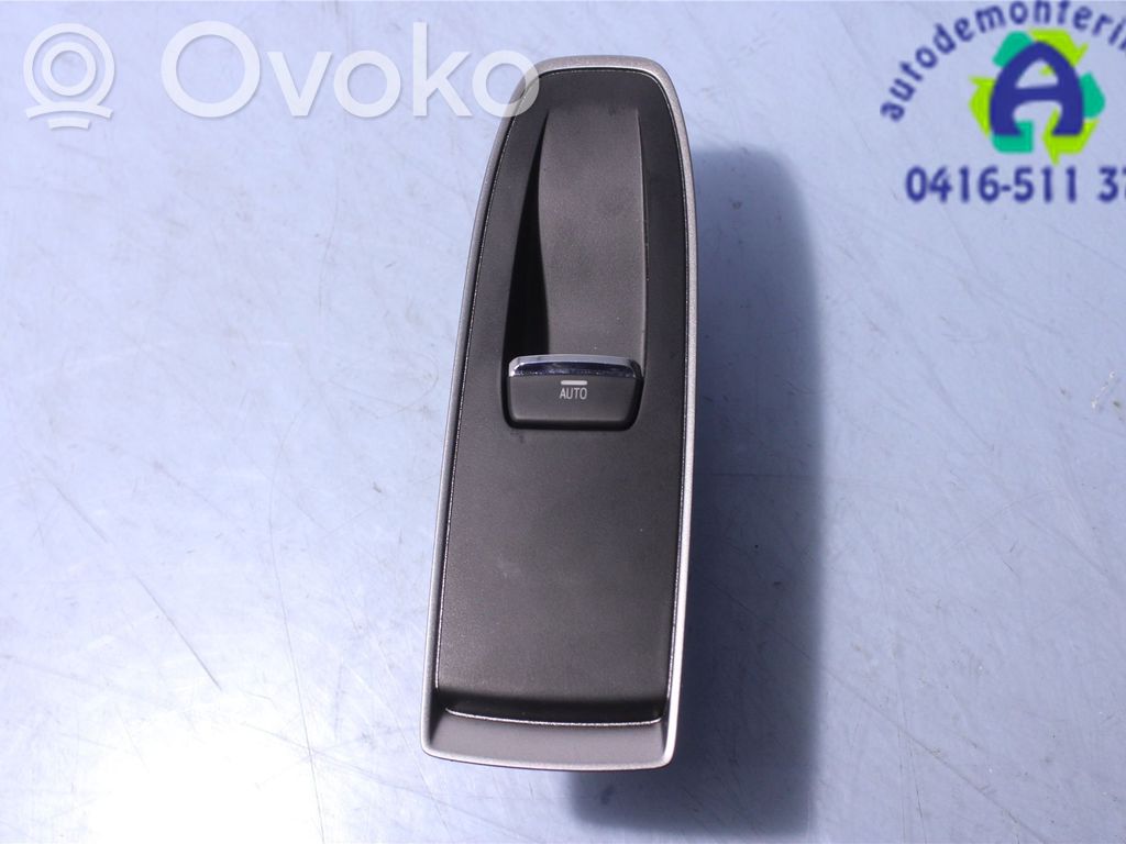 Subaru Outback (BT) Electric window control switch 