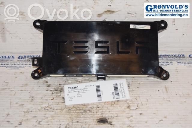 Other control units/modules   104390010D,104390010D
