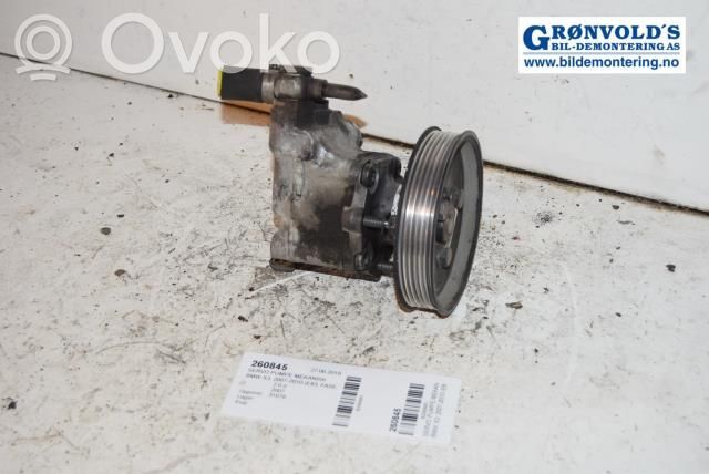 BMW X3 E83 Power steering pump 