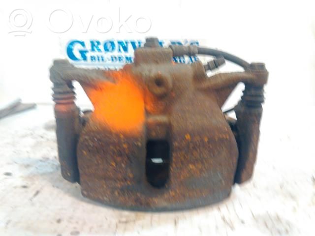 Etujarrusatula   8V0615123,8V0615125,8V0615123,8V0615125